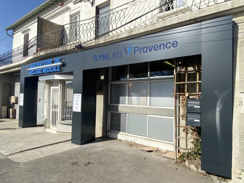 Fabrication d'enseignes pour laboratoire Synlab à Septèmes-les-Vallons