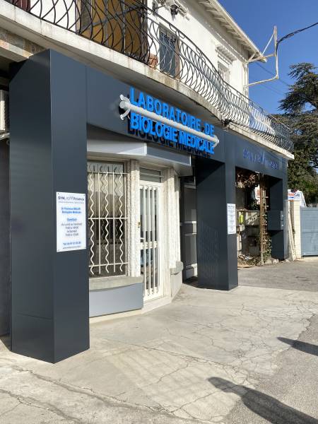 Fabrication d'enseignes pour laboratoire Synlab à Septèmes-les-Vallons